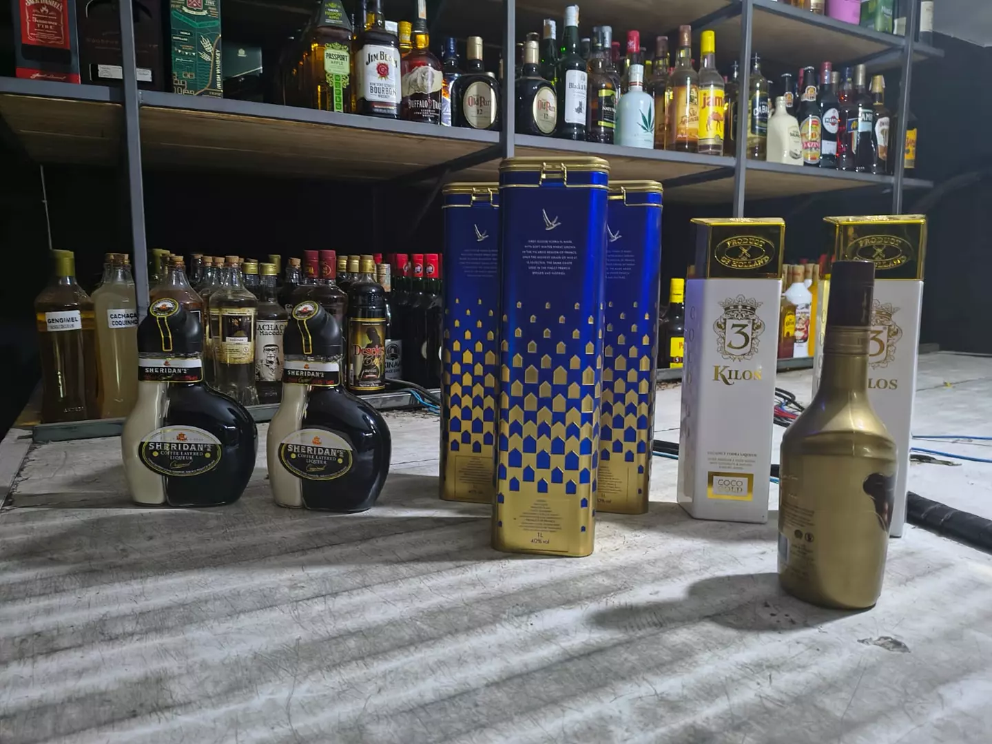 Operação apreende 11 garrafas de bebidas importadas de forma ilegal